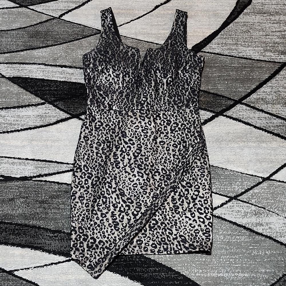 I.N. SAN FRANCISCO LACE LEOPARD-PRINT METALLIC ASYMMELRICAL HEM DRESS